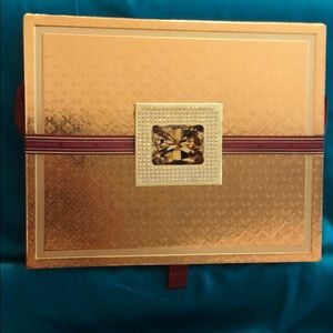 NIB BareMinerals Canary diamonds 10 piece Kit